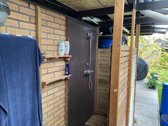Dubbelrum Med Extrasaeng Pa Markplan I Lugnt Villaomrade 馬爾默 外观 照片